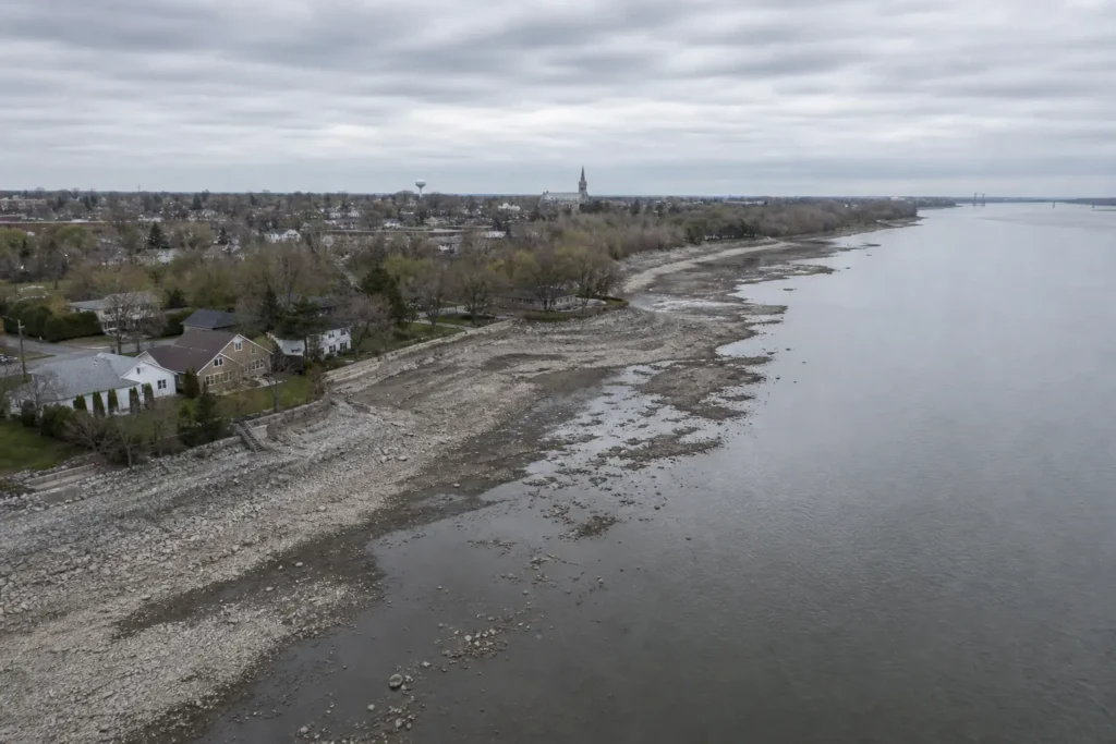 Квебек тратит воду быстрее, чем она восполняется